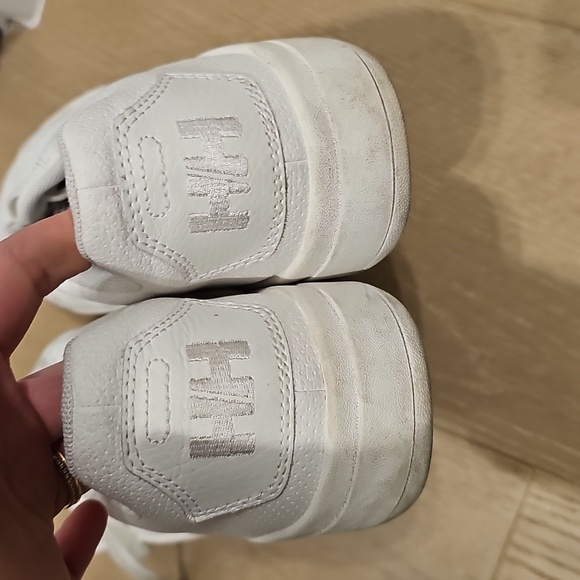 Helly Hansen White Casual Sneakers - Picture 11 of 11